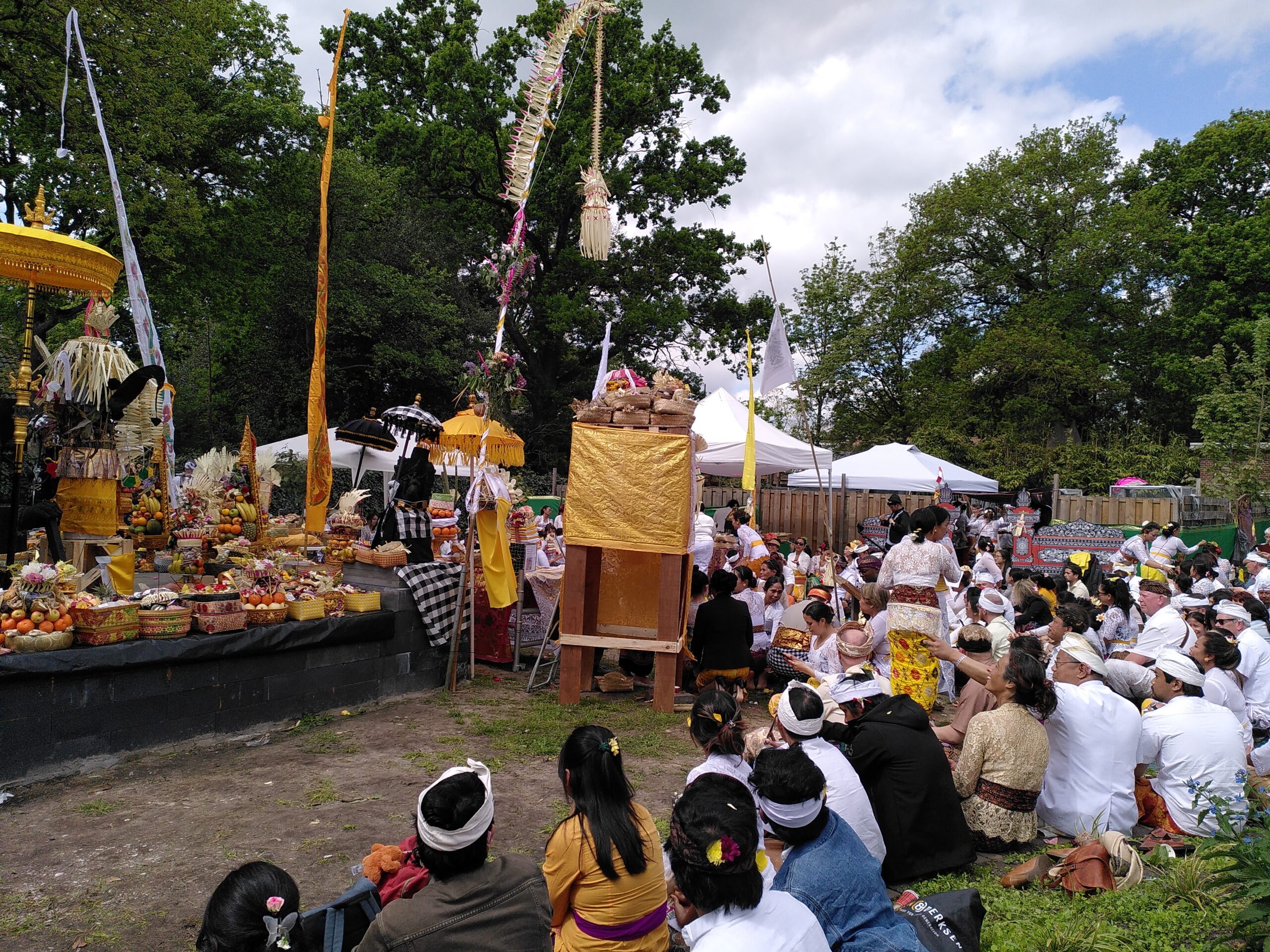 Melaspas Agung dan Ngenteg Linggih di Kallenkote