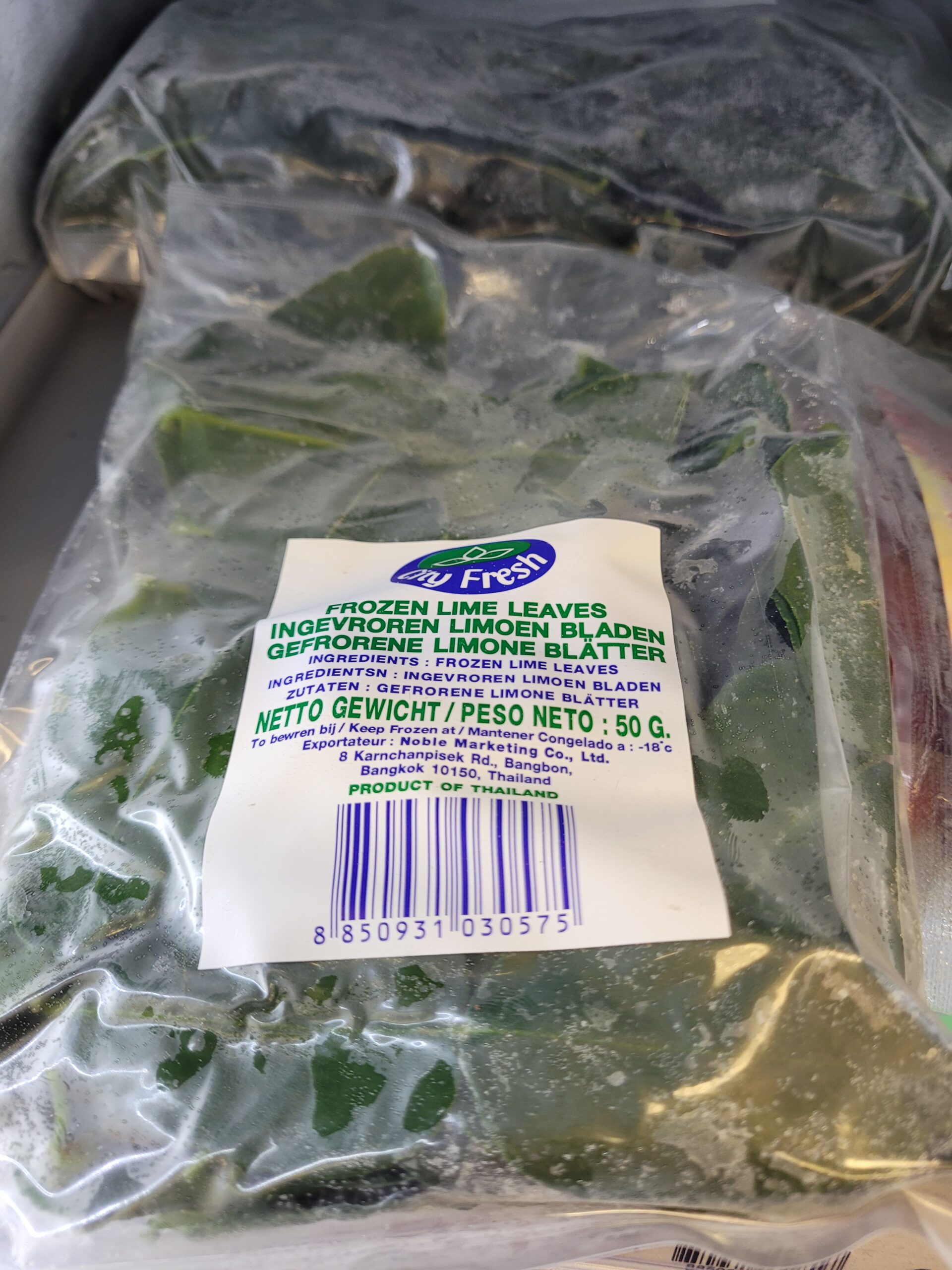 Produk bumbu segar beku dan umbi segar di Belanda (foto: Hengky Kurniawan)