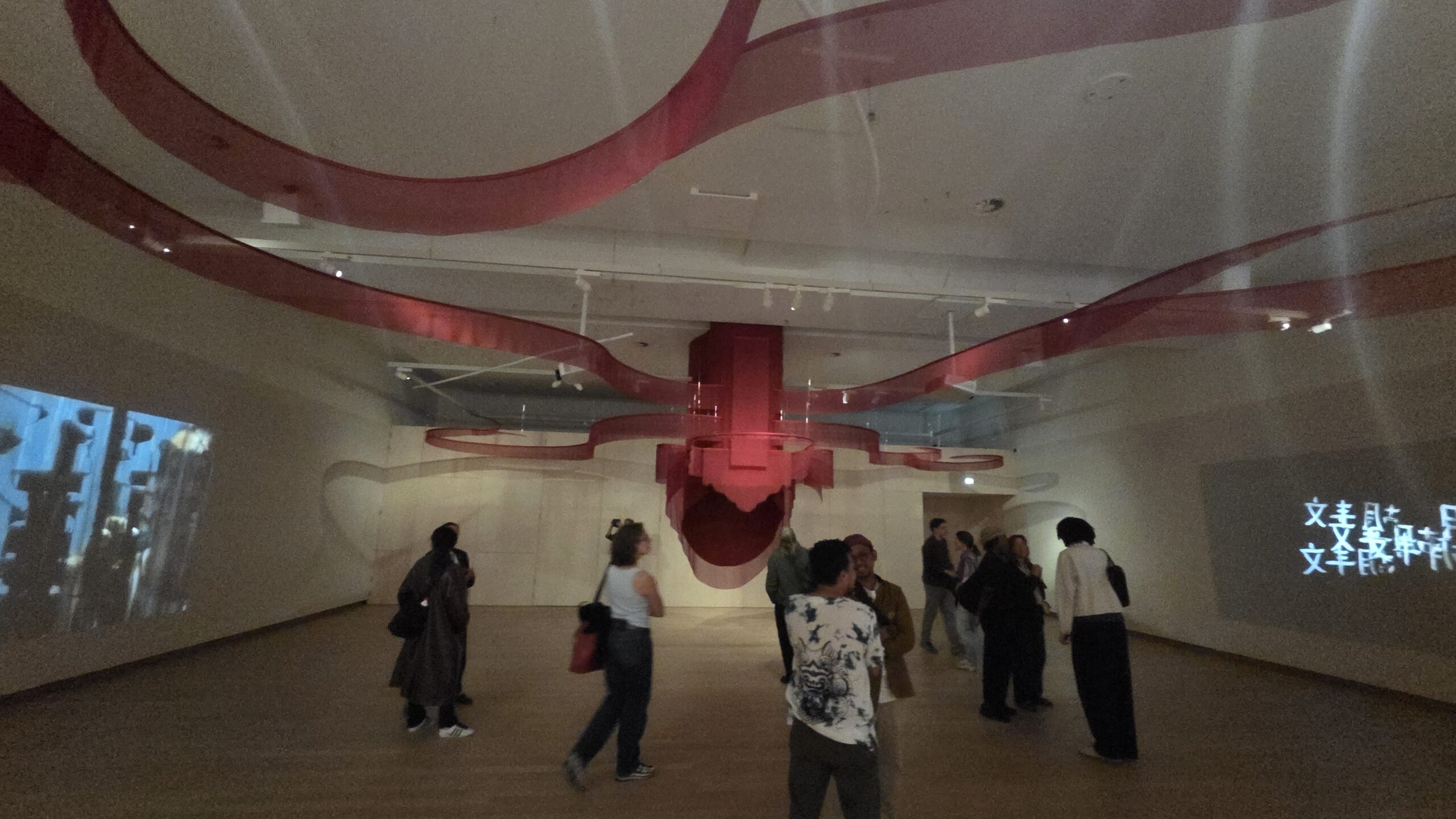 Instalasi “Kuburan”, karya Vincent Ruijters (foto: Hengky Kurniawan).